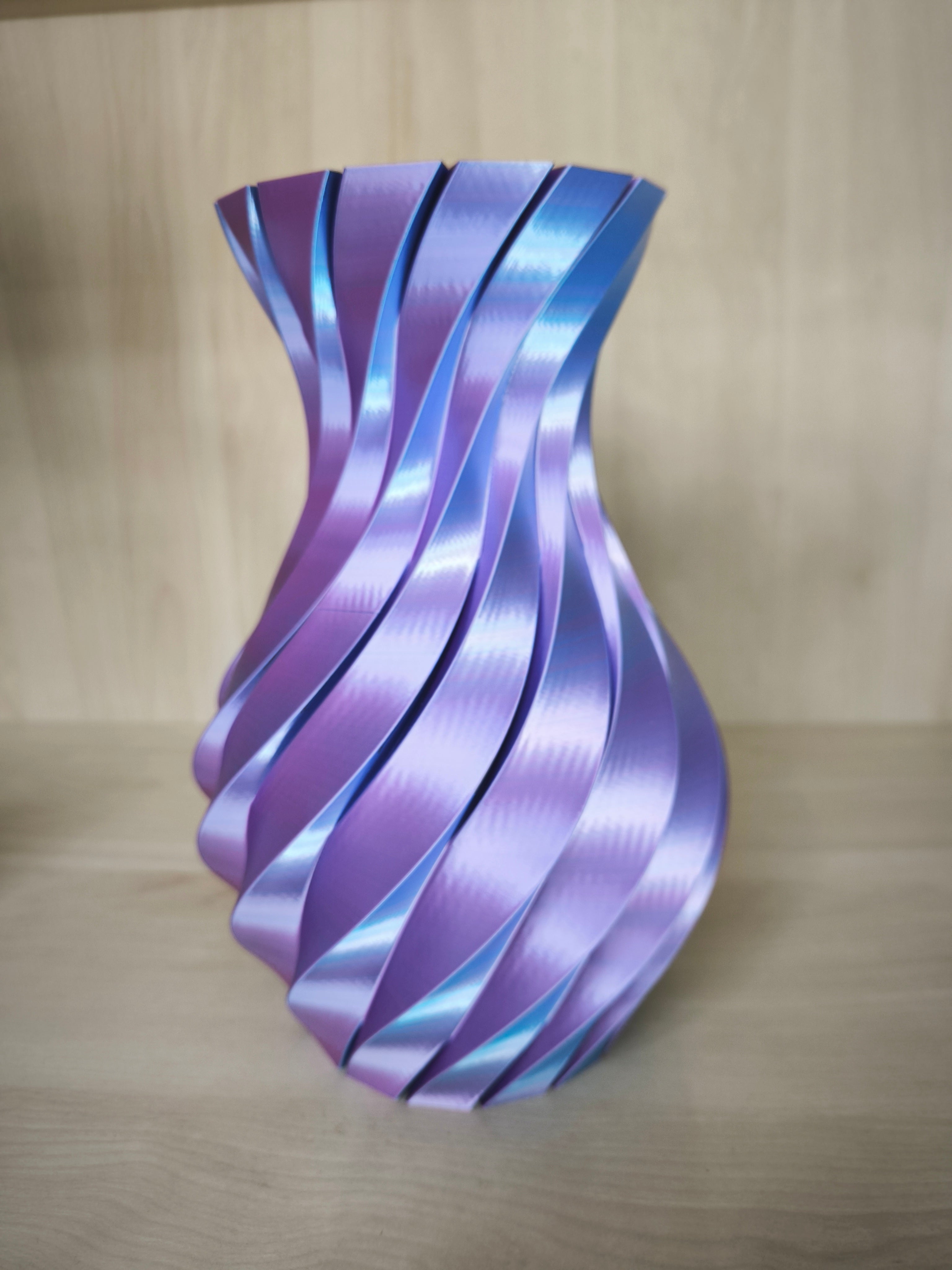 Vaso Spirale "Iris Wave"