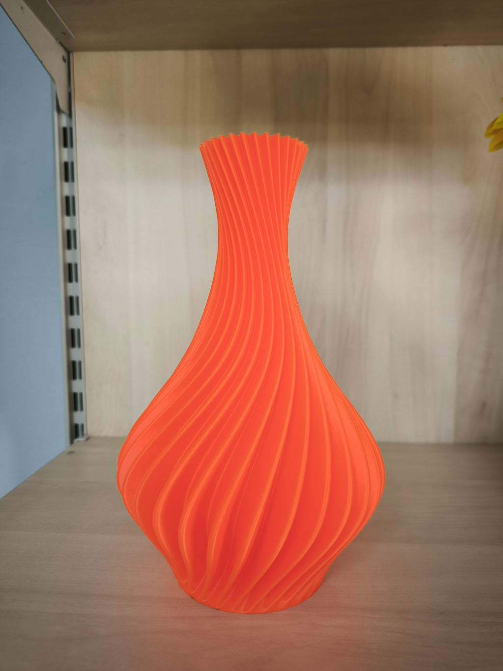 Vaso "Spiral Wave" collo stretto