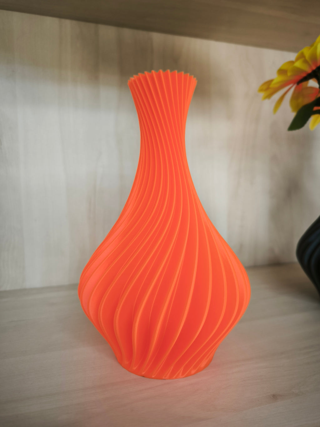 Vaso "Spiral Wave" collo stretto