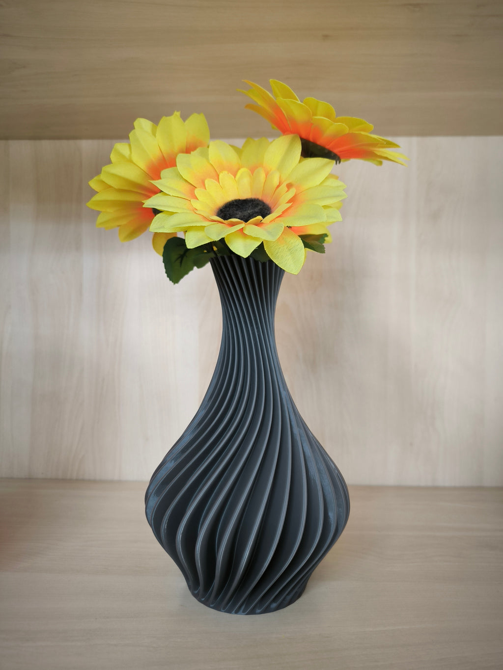 Vaso "Spiral Wave" collo stretto