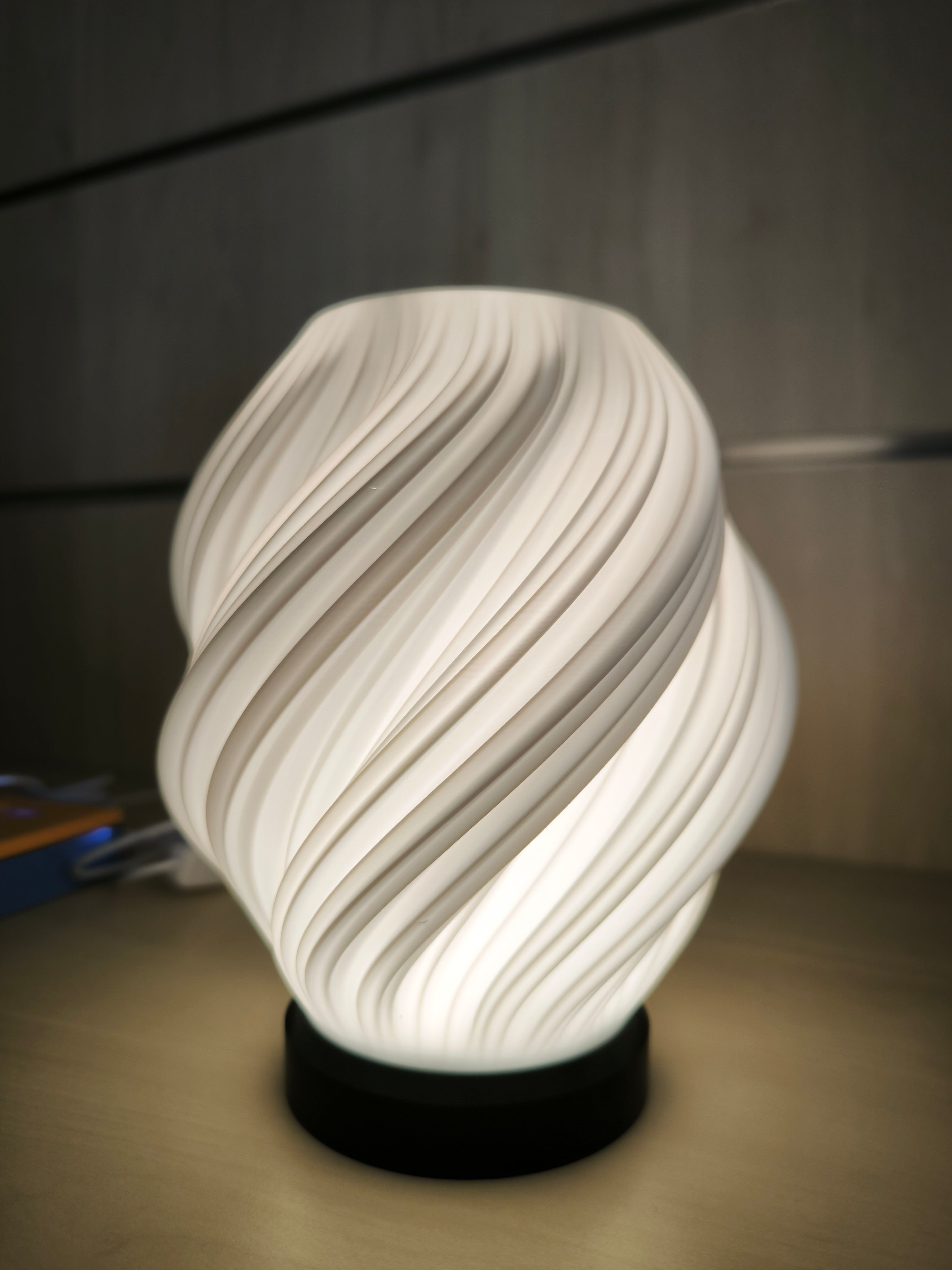 Lampada da Tavolo "Fractal Wave"