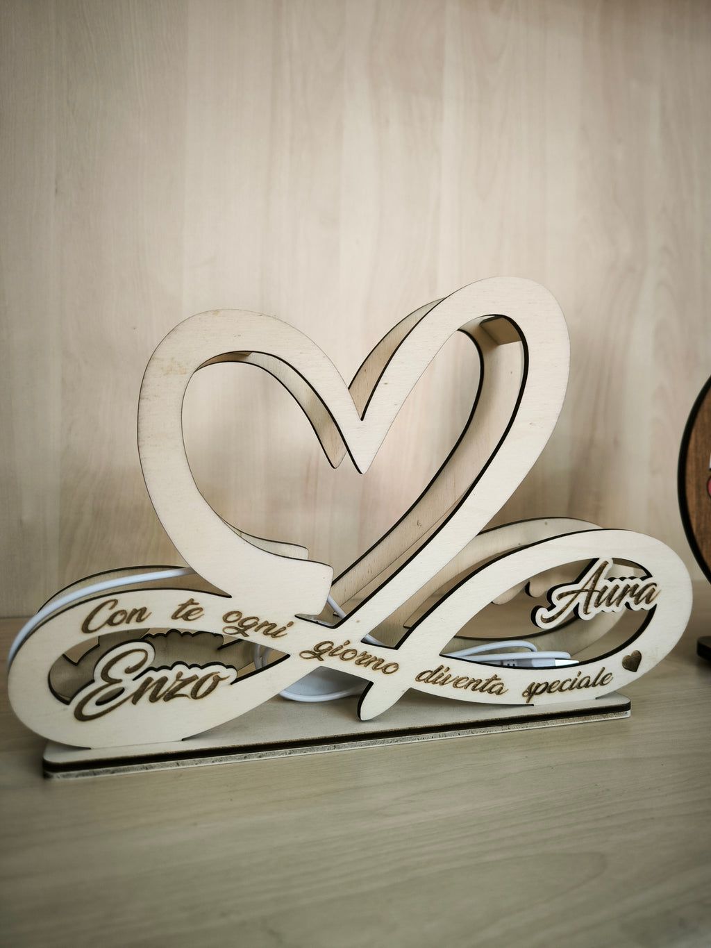 Lampada LED "Infinito Amore"