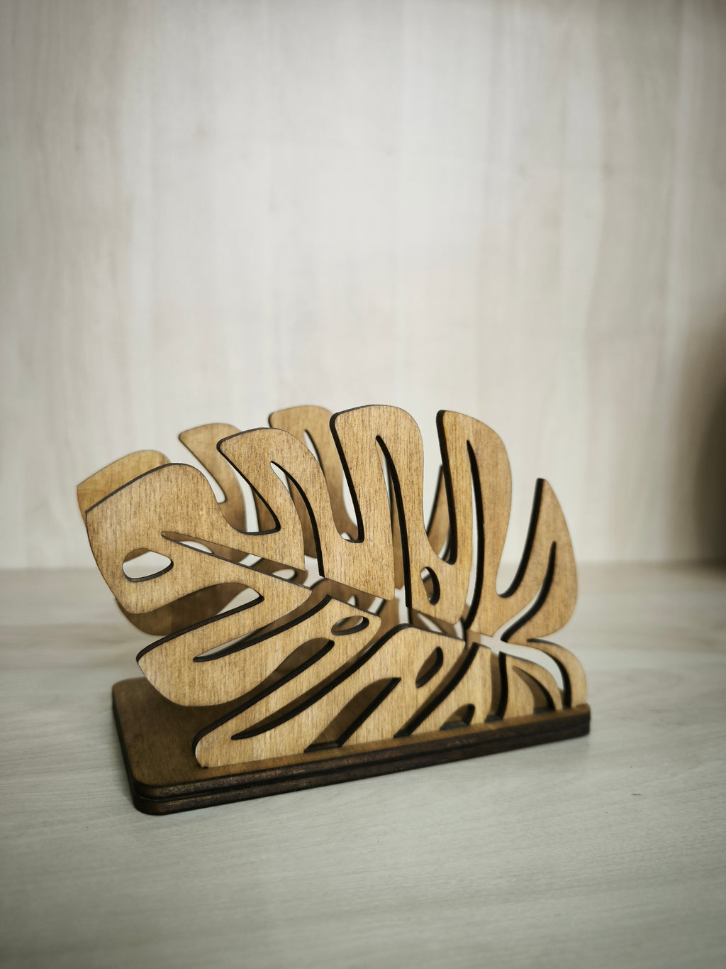 Portatovaglioli in Legno - Design Foglia di Monstera