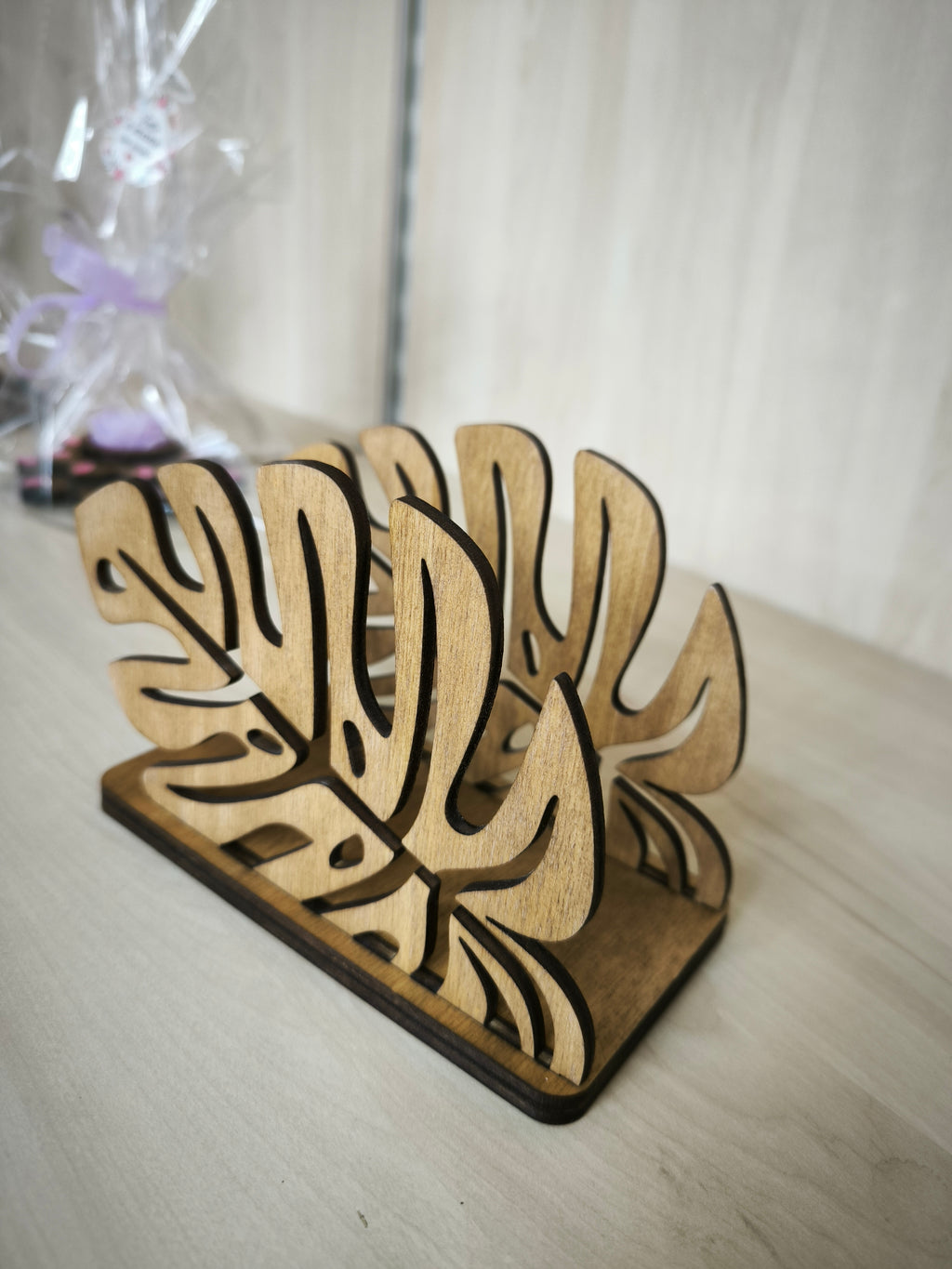 Portatovaglioli in Legno - Design Foglia di Monstera